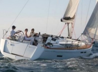  Segelbootverleih mit Skipper im 83 